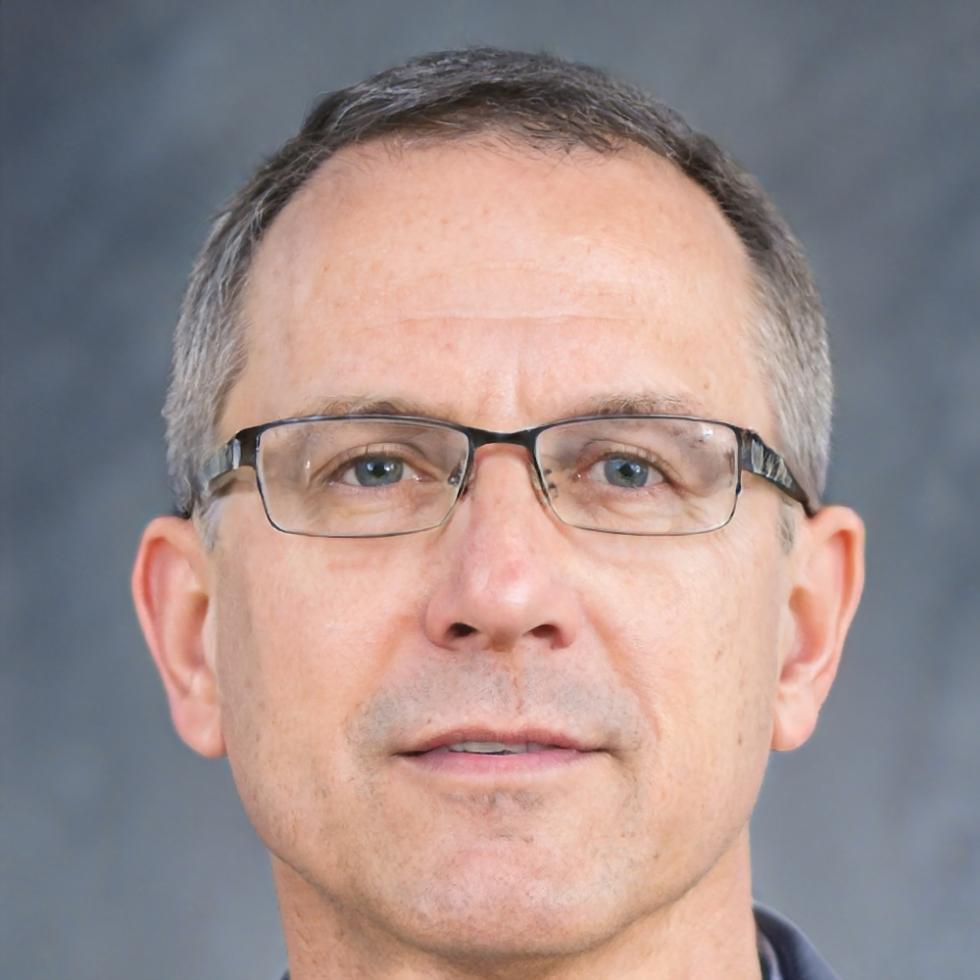 Lennart Wegener, Gründer von munelqastron, in seinem Berliner Büro